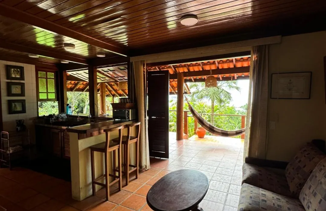 Casa com linda vista para o mar para amantes da natureza-1